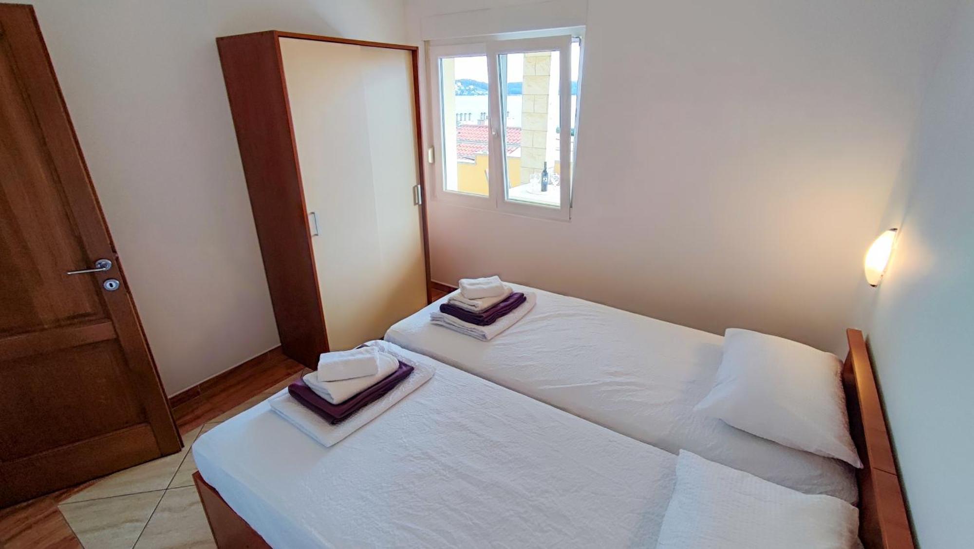 Villa Penava, Private Beach, Pool And 7Min To Трогир Номер фото