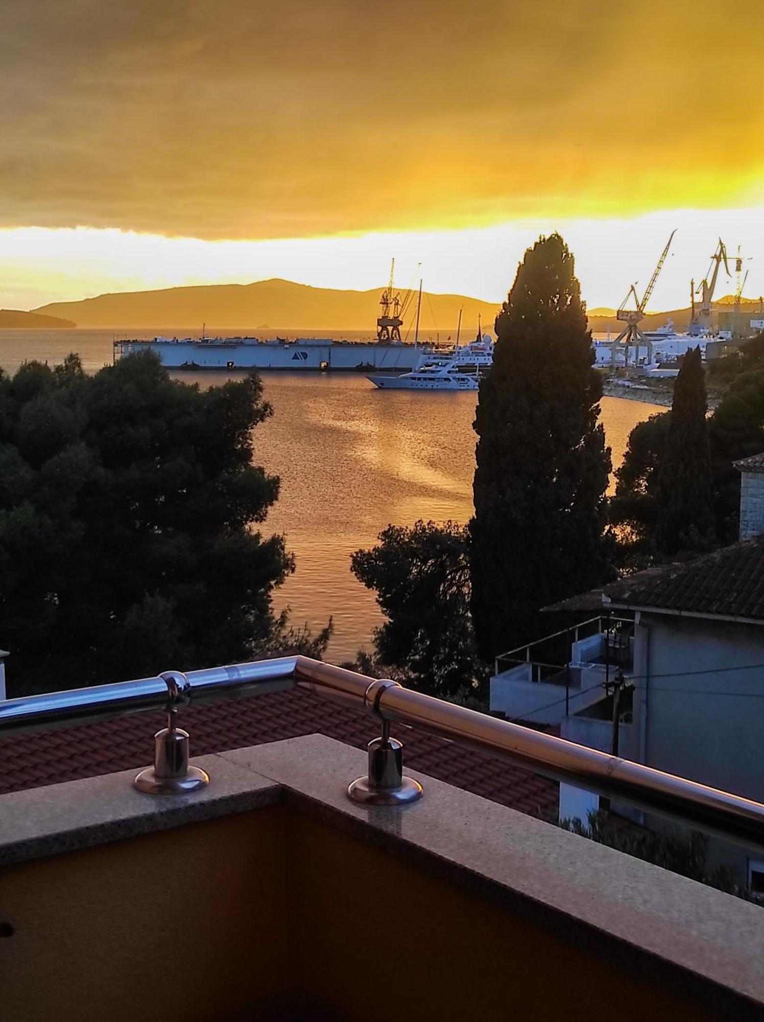 Villa Penava, Private Beach, Pool And 7Min To Трогир Экстерьер фото